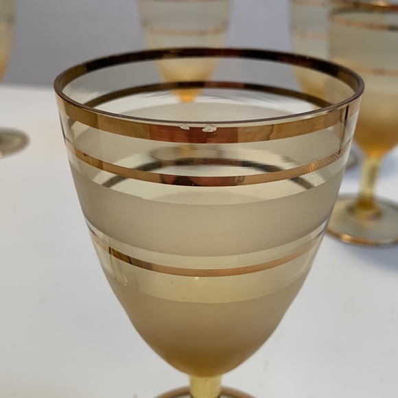 MCM Clear and gold striped stemmed glasses set of 6 - Picture 5 of 5